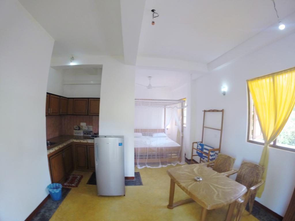 Hopson Resort And Apartment Unawatuna Ruang foto
