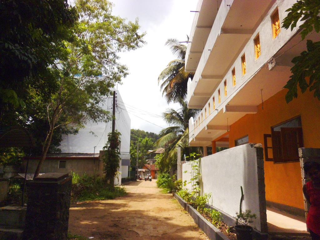 Hopson Resort And Apartment Unawatuna Bagian luar foto